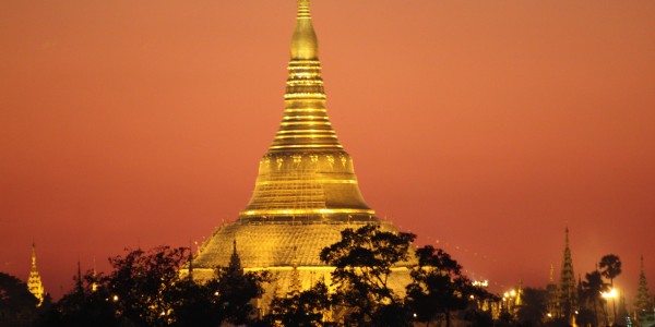 Shwedagon Pagoda_Yangon_Myanmar_Shwedagon Pagoda Night View