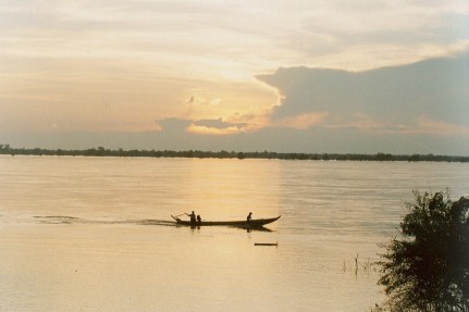 Sunset on Mekong River_ from a unique, quiet and breezy place_Cambodia (1)