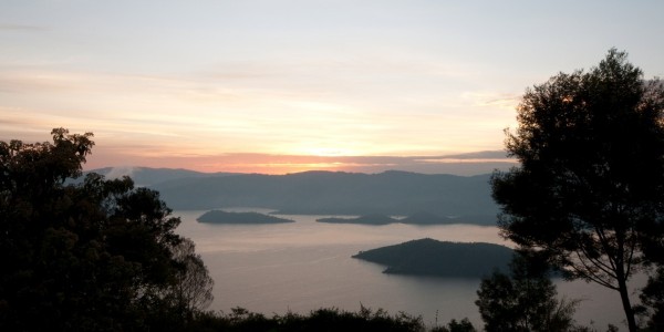 rwanda - VOLC sunset 1200x797