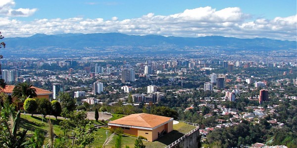 Guatemala - Guatemala City By Rigostar [CC BY-SA 3.0 (https://creativecommons.org/licenses/by-sa/3.0)]