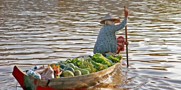 boat_woman,_mekong_delta[1]