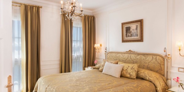 AR - Buenos Aires - Alvear Palace - Luxury Suite bedroom