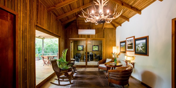 Guatemala - Flores & Tikal - Las Lagunas Hotel - Lounge