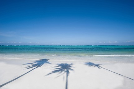 Bwejuu-Beach.breezes 800x536