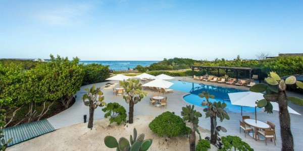 Ecuador - Galapagos Islands - Finch Bay Hotel - Pool