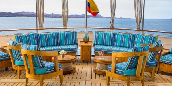 Ecuador - Galapagos Islands - MV Evolution Cruise - Bar