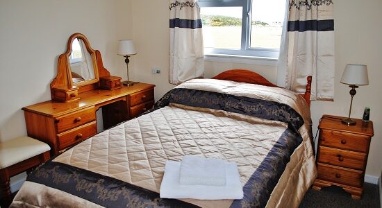 Falkland Islands - Darwin - Darwin House - Room