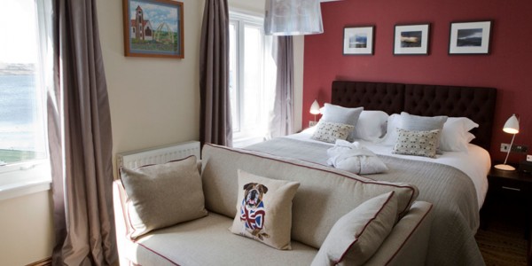 Falkland Islands - Stanley - The Waterfront Hotel - Junior Suite