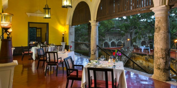 Mexico - Yucatan Peninsula - Hacienda Uayamon - Restaurant