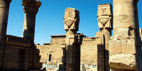 Egypt - Abu Simbel - Movenpick MS Prince Abbas - Ruins