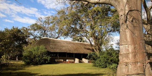 Malawi - Liwonde National Park - Mvuu Camp - Main Building