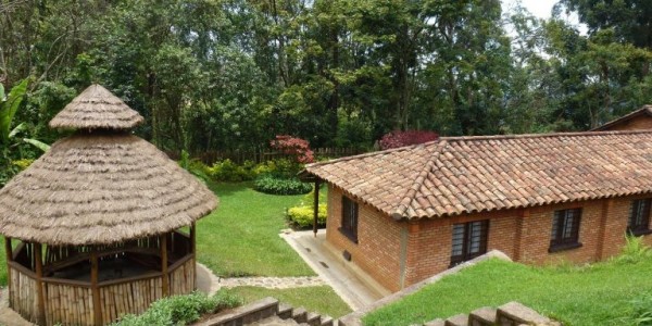 Rwanda - Nyungwe Forest National Park - ORTPN Rest House (Gisakura Guest House) - Outside