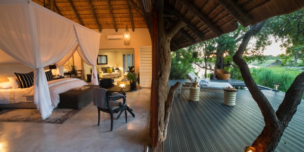 South Africa - Kruger National Park & Private Game Reserves - Chitwa Chitwa Game Lodge - Luxury Suite