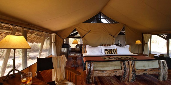 Tanzania - Ruaha National Park - Jongomero Camp - Bed