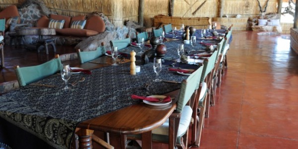 Tanzania - Ruaha National Park - Mwagusi Safari Camp - Restaurant