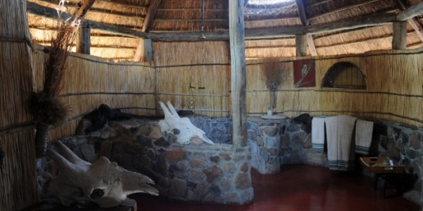 Tanzania - Ruaha National Park - Mwagusi Safari Camp - Shower