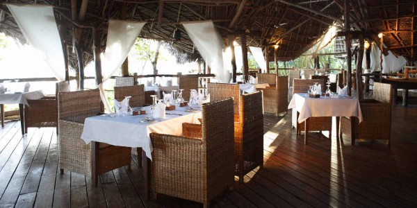 Zanzibar - Pemba Island - Fundu Lagoon - Dining