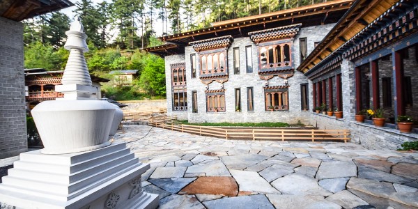 Bhutan - Bumthang Valley (Trongsa & Jakar) - Mountain lodge - Outside