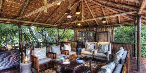 Botswana - Central Kalahari - Dinaka Lodge - Lounge