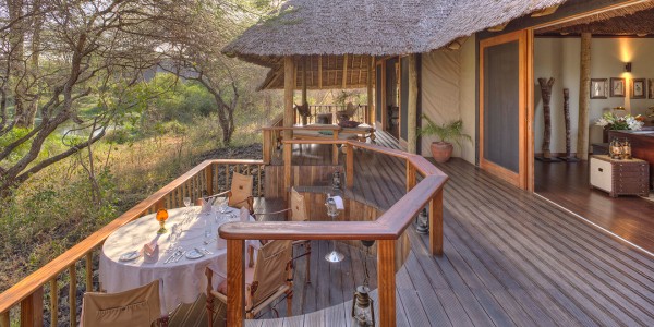 Kenya - Tsavo & Chyulu Hills - Finch Hattons Luxury Tented Camp - Dining