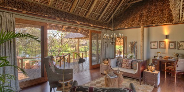 Kenya - Tsavo & Chyulu Hills - Finch Hattons Luxury Tented Camp - Inside