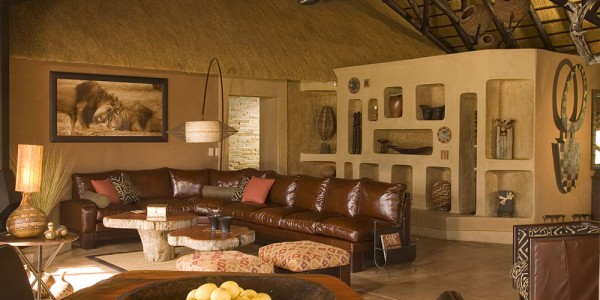 Namibia - Okonjima & The Africat Foundation - Okonjima African Villa - Lounge