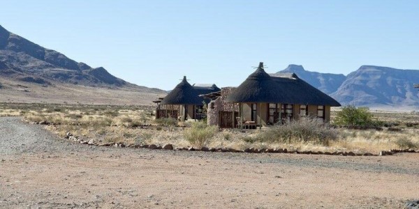 Namibia - Sossusvlei & Namib-Naukluft - Hoodia Desert Lodge - Outside