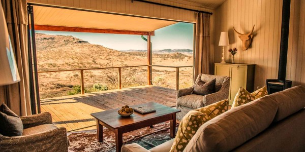 South Africa - Battlefields of the Eastern Cape & Kwazulu Natal - Three Tree Hill Lodge - Churchills Lounge