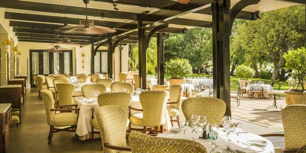 Zambia - Livingstone - Royal Livingstone Hotel - Restaurant