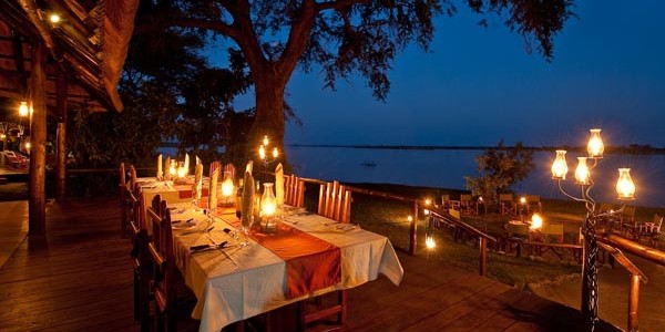 Zambia - Lower Zambezi National Park - Chiawa Camp - Dining
