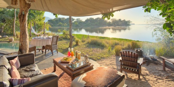 Zambia - Lower Zambezi National Park - Chongwe River Camp - Fireplace