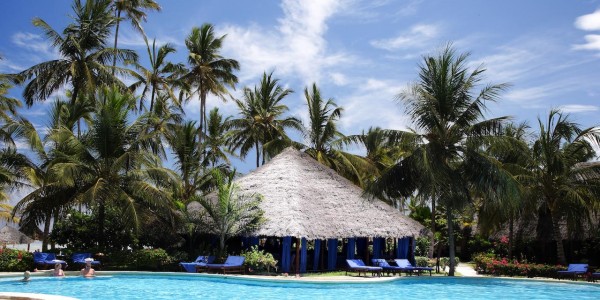 Zanzibar - Zanzibar Beaches - Breezes Beach Club & Spa - Pool