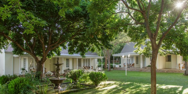 South Africa - The Garden Route - Rosenhof Country House - Courtyard